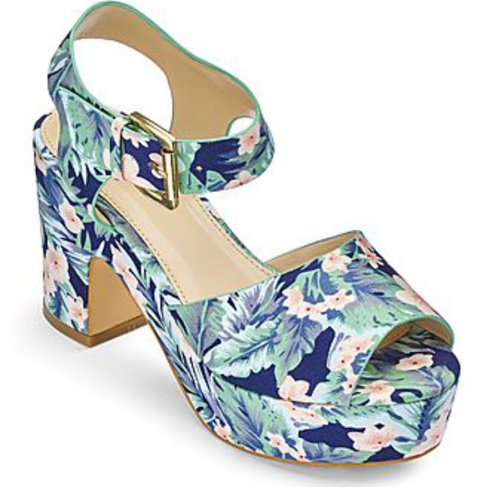 Peep toe platform sandals